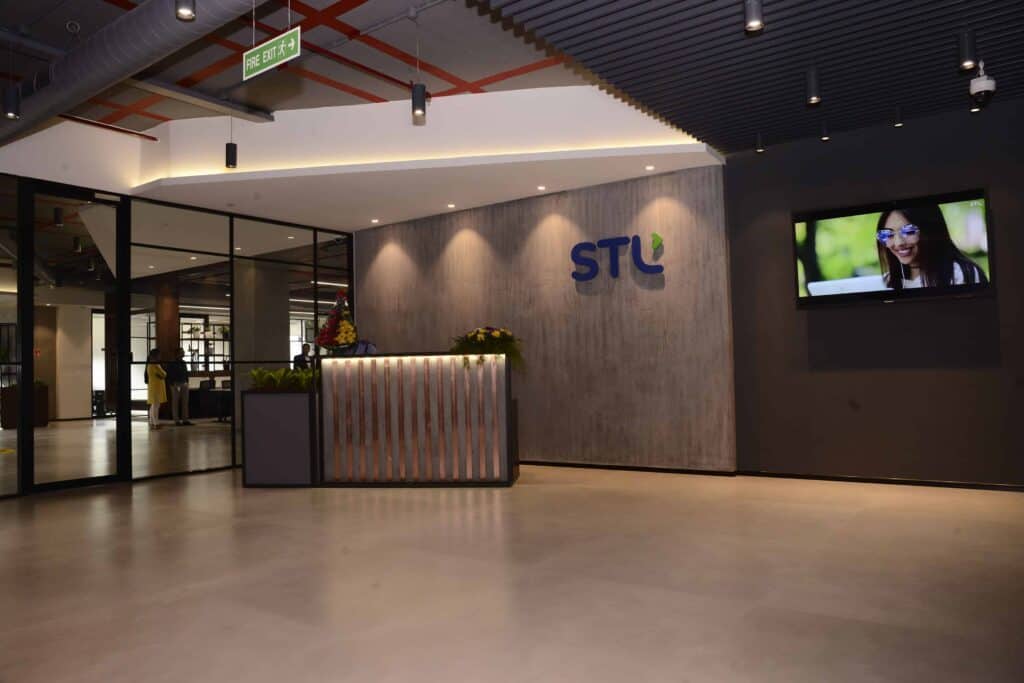 STL reception