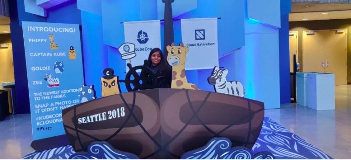 Surbhi Aggarwal with Phippy, Captain Kube, Goldie, and Zee ship photobooth