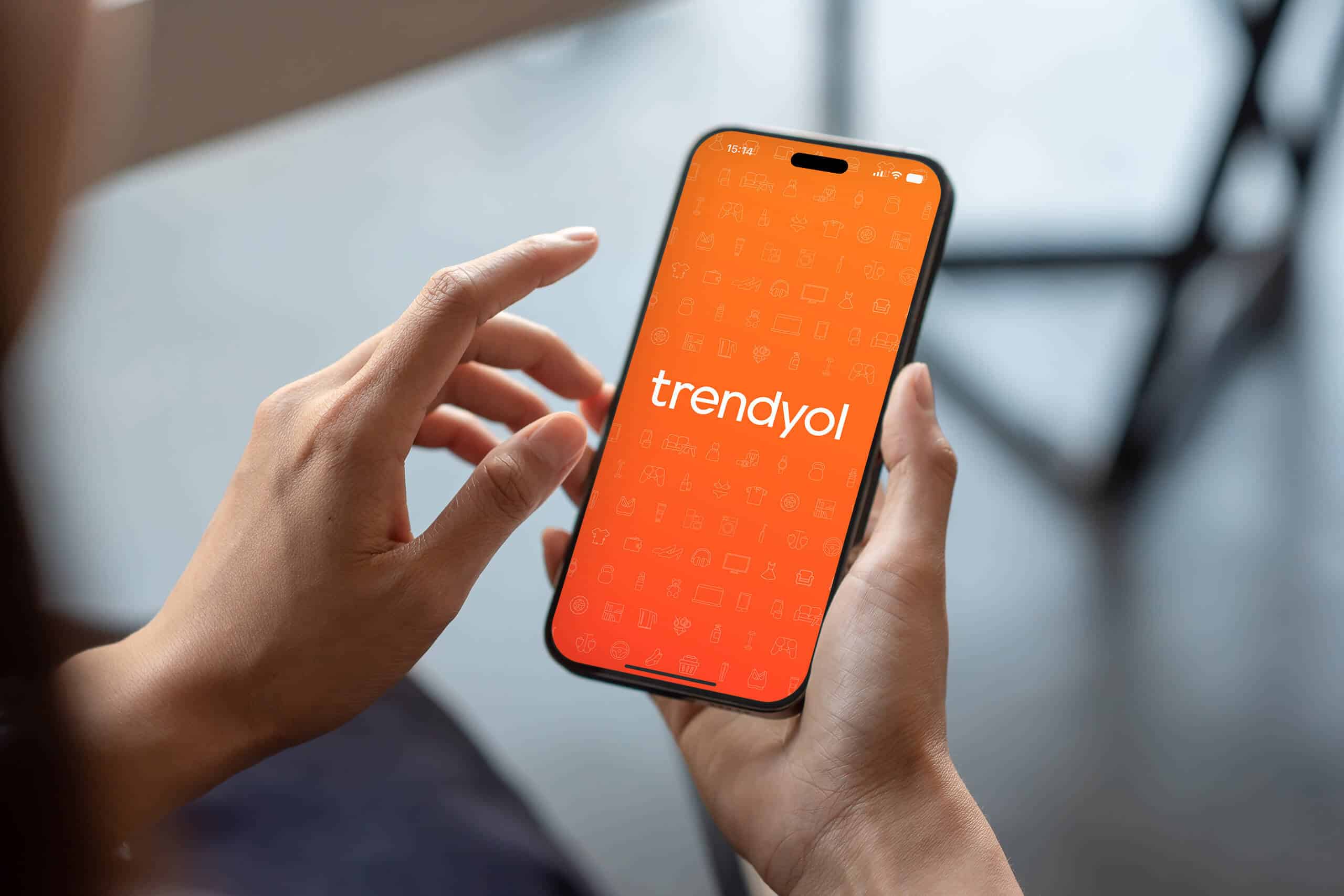 Trendyol homepage leads on a mobile phone